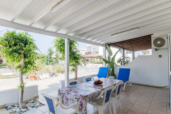 Veranda 1
